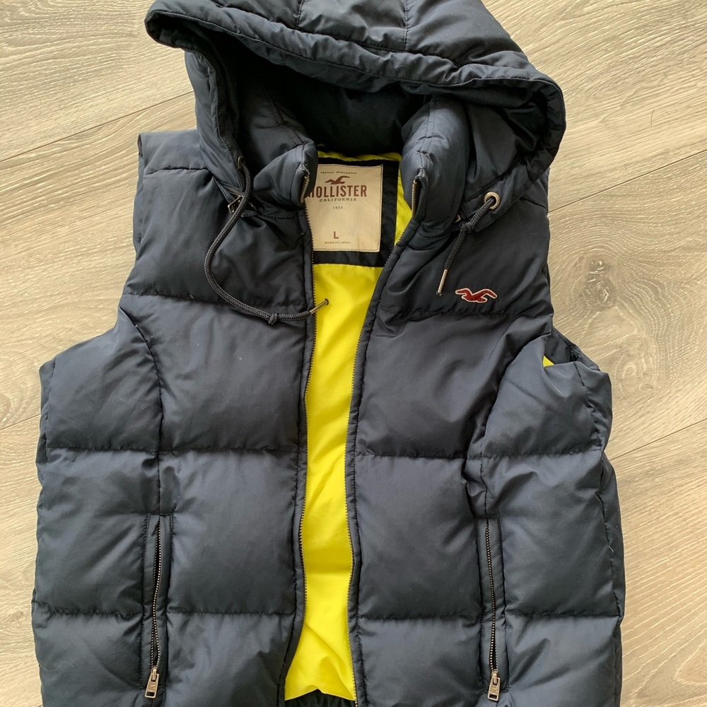 Hollister Vest